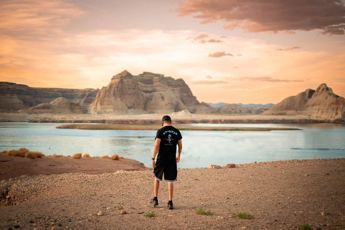An Evening Along the Shore of Lake Powell, Arizona